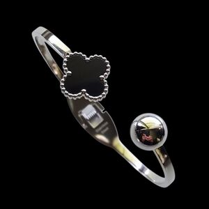 Stainless Steel  Clover Bracelet